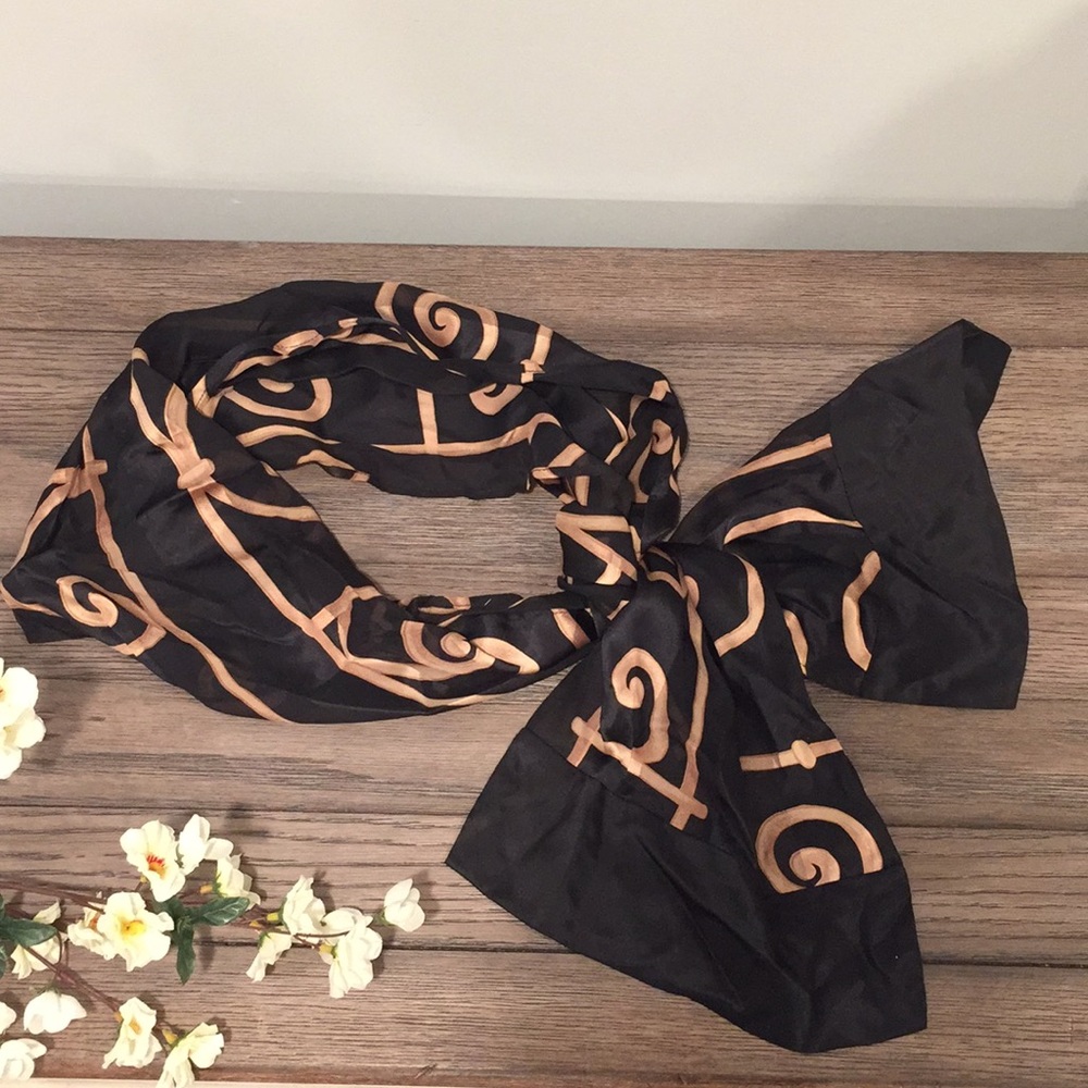 Liz Claiborne 100% silk scarf